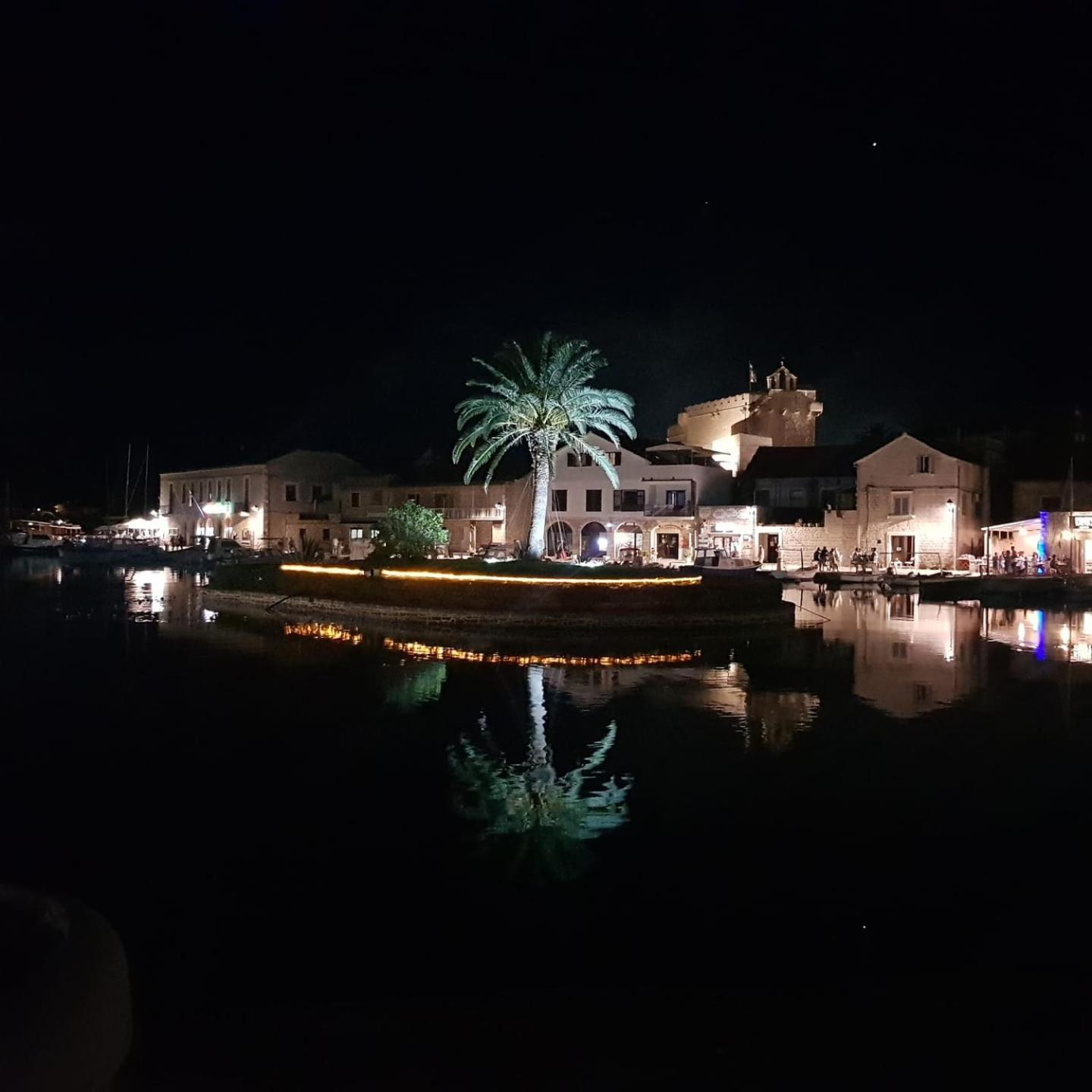 Hvar Architect'S House Pitve Exterior photo